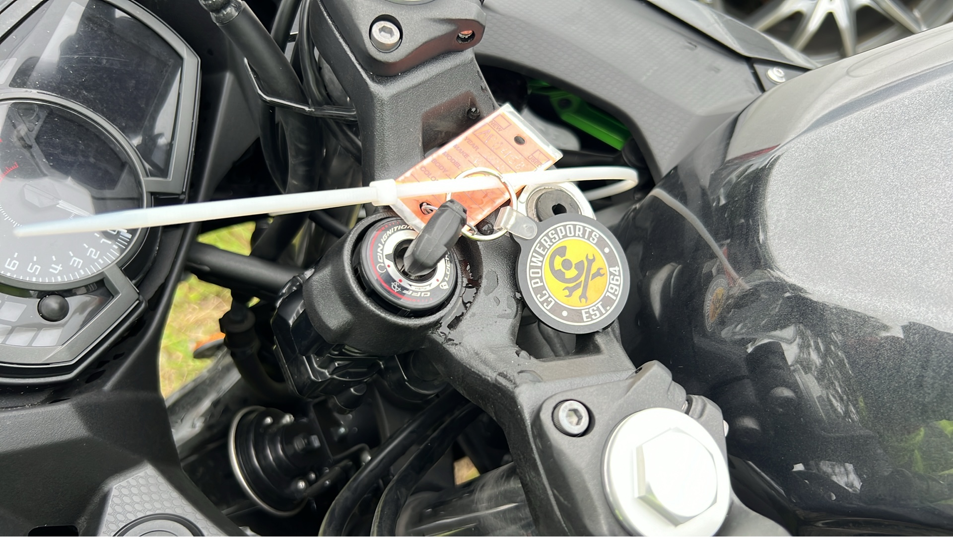 2023 KAWASAKI EX400	 - ავტომობილი ამერიკიდან