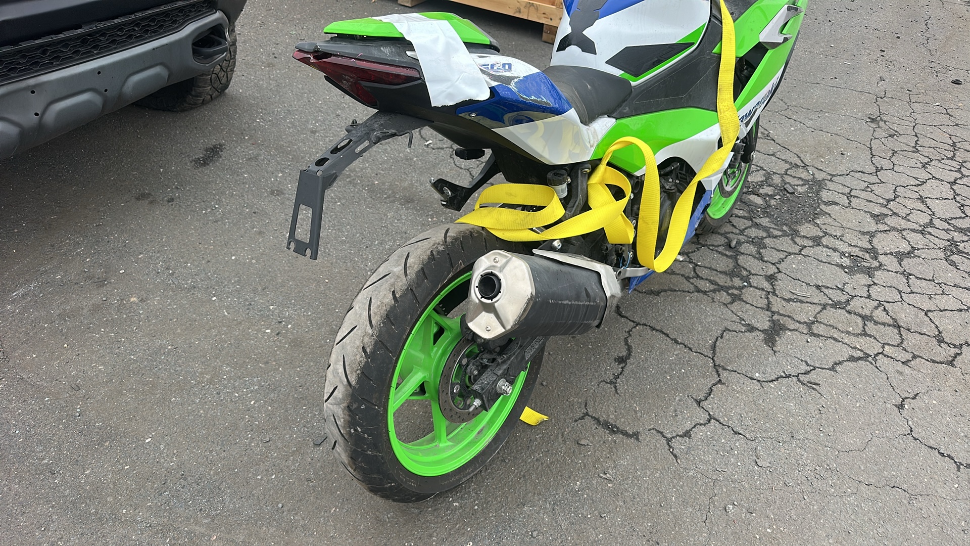 2024 KAWASAKI EX500 A	 - ავტომობილი ამერიკიდან