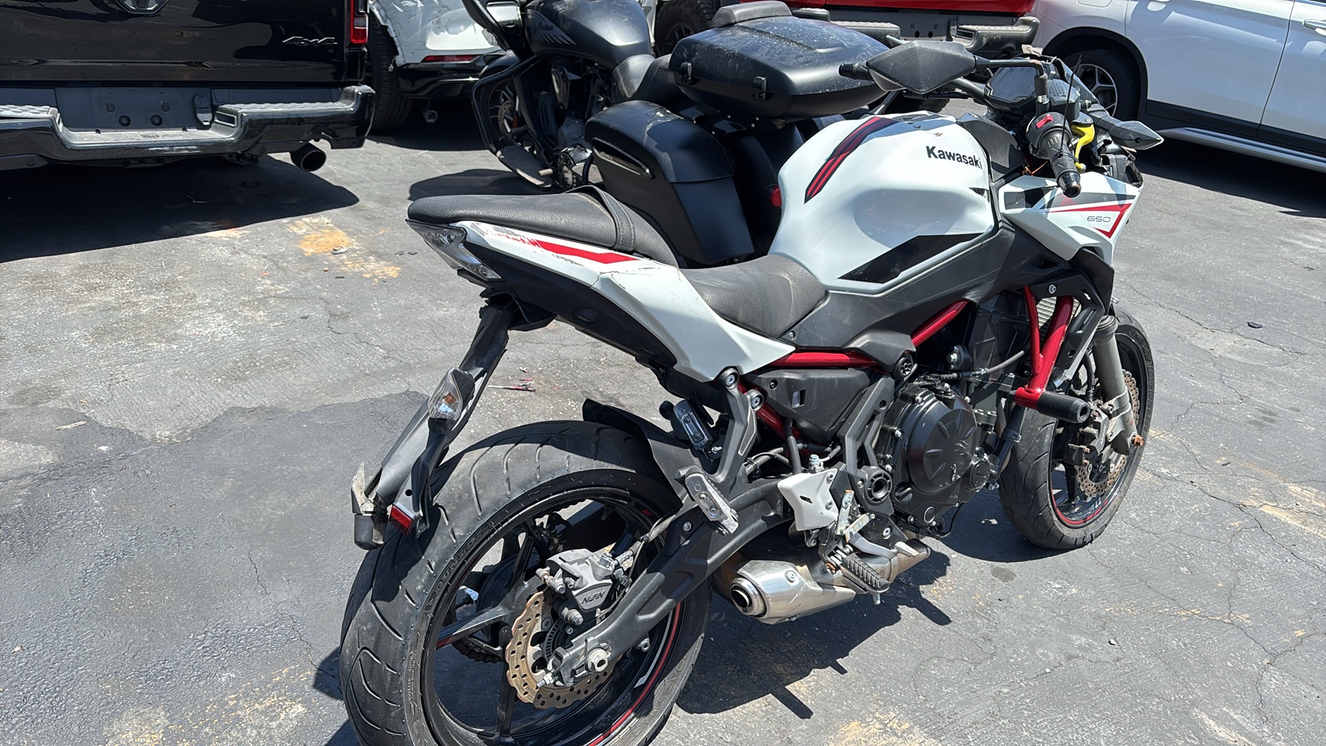 2022 KAWASAKI ER650 K - ავტომობილი ამერიკიდან