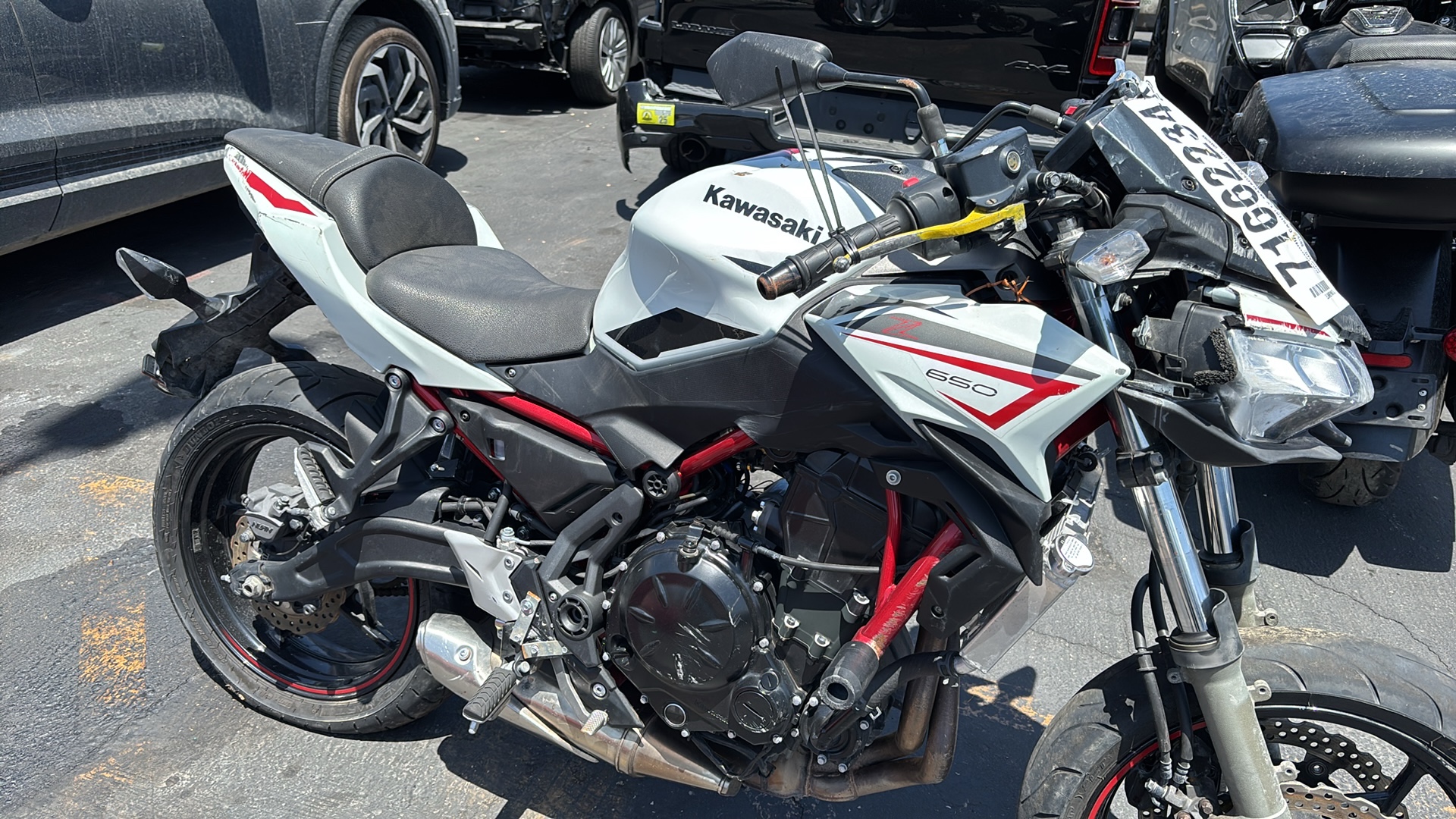 2022 KAWASAKI ER650 K - ავტომობილი ამერიკიდან