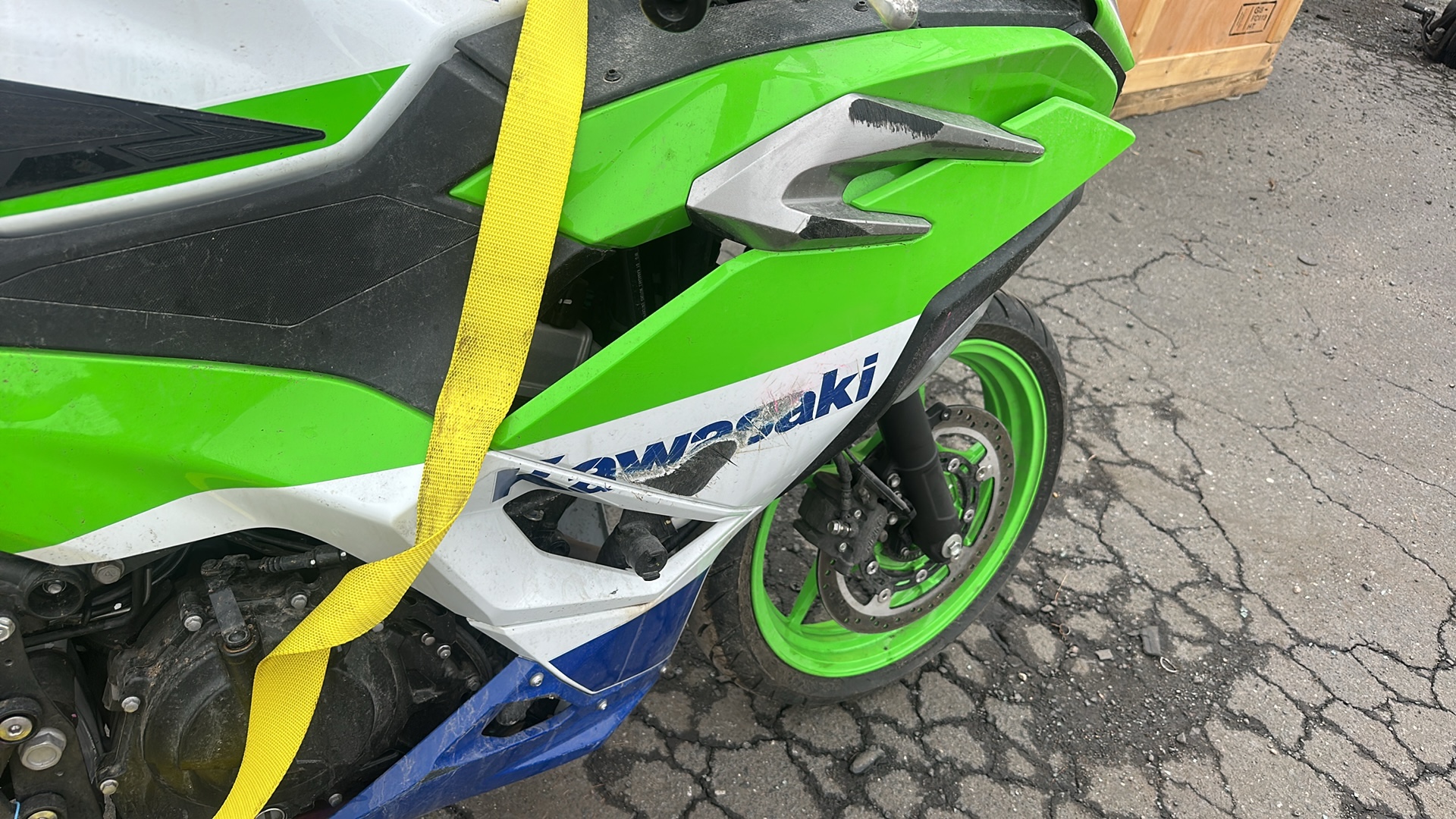 2024 KAWASAKI EX500 A	 - ავტომობილი ამერიკიდან