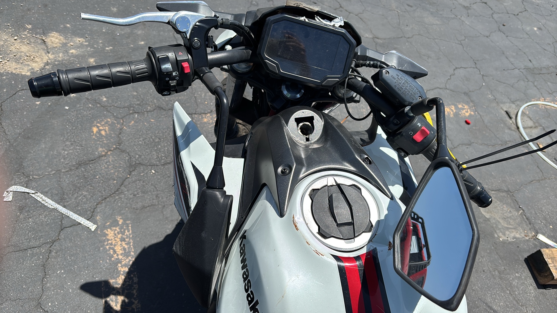 2022 KAWASAKI ER650 K - ავტომობილი ამერიკიდან